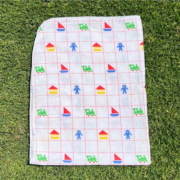VTG Primary Color Grid Pattern Flannel Receiving Blanket Sailboat Bears Trains - Picture 1 of 7